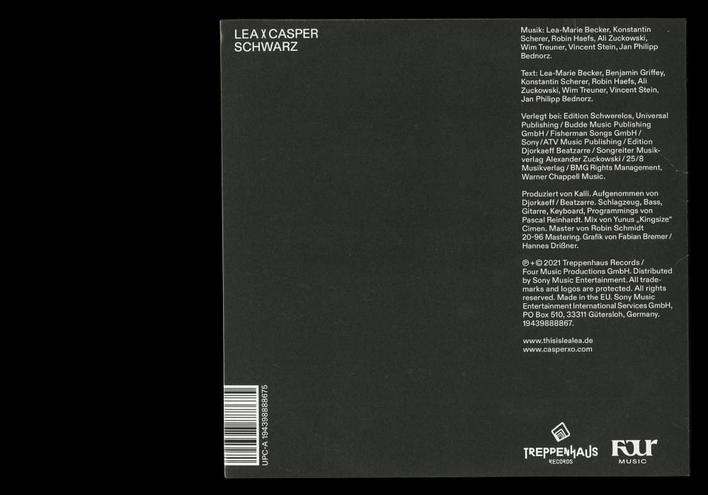 LEA × CASPER: »SCHWARZ«