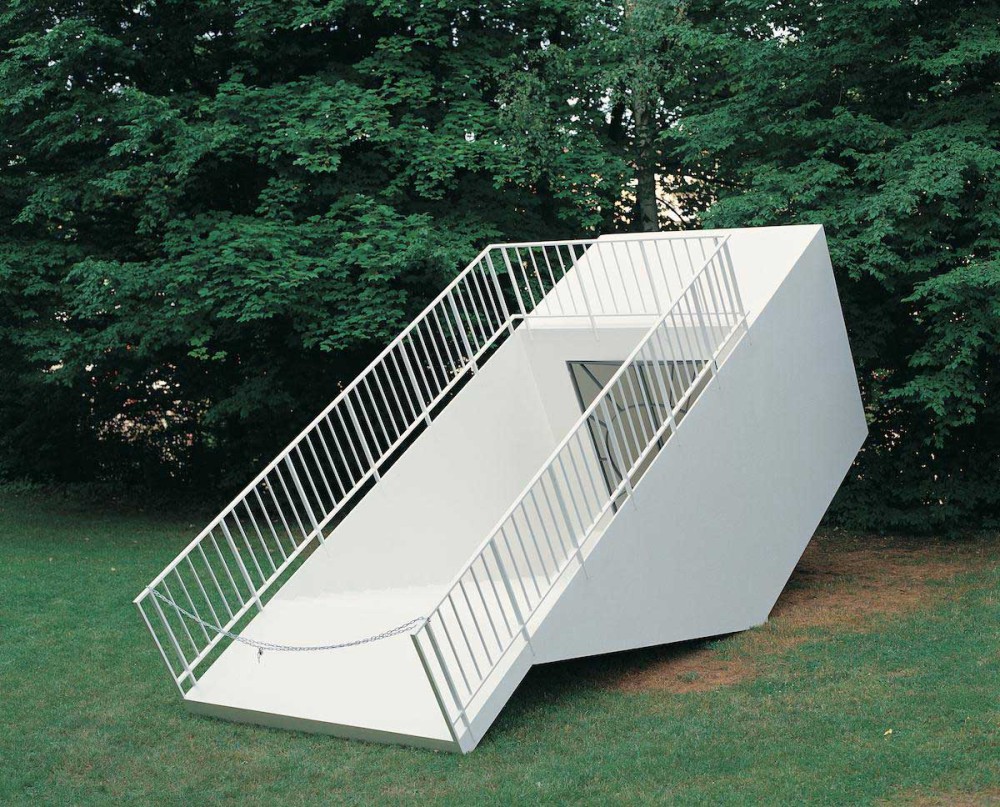 MARTIN KIPPENBERGER: METRO-Net