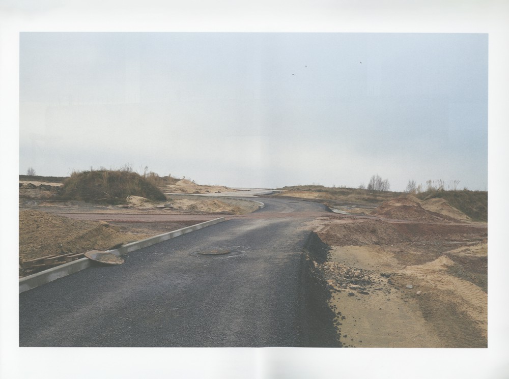 Michalel Disqu&eacute;: RUINS IN REVERSE
